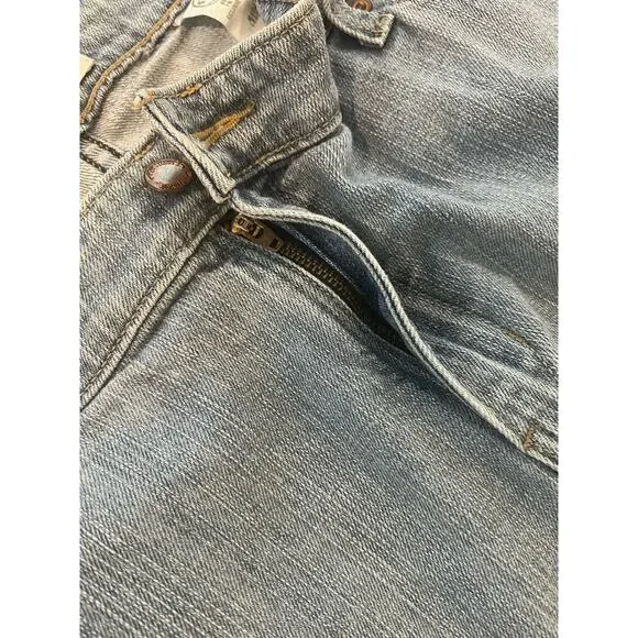 Levi’s Misses Low Rise Bootcut Zip Fly Light Wash Blue Stretch Jeans 18M 39x30 - Picture 10 of 11